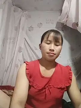 Snapshot of Yo-must chatting on 06-18-26, 12:09 Yo-must online show from 06-18-26, 12:09