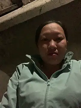 Snapshot of candy-beo chatting on 04-18-26, 01:26 candy-beo online show from 04-18-26, 01:26