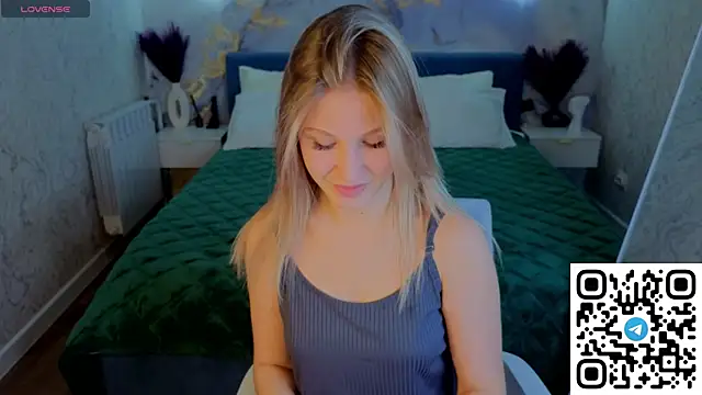 Angelina Becker online show from 05-19-26, 01:11