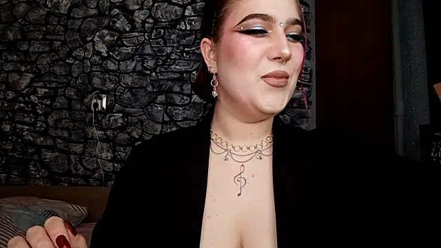 E thie online show from 04-06-26, 01:12