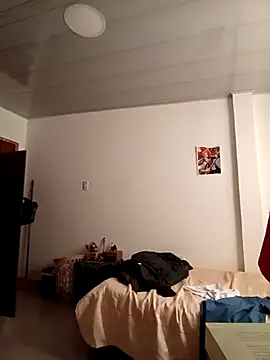 Snapshot of Leticia_Hinkley_ chatting on 04-16-26, 11:44 Leticia Hinkley online show from 04-16-26, 11:44