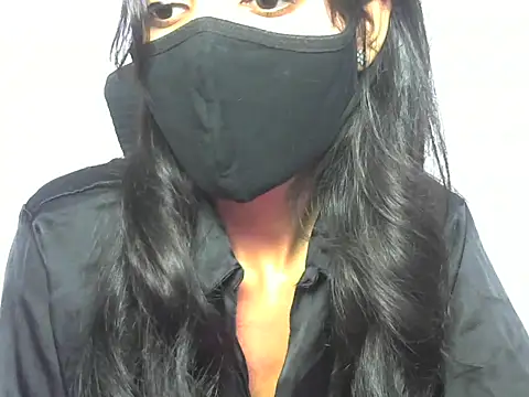 Snapshot of Shanaya_xo chatting on 07-09-26, 03:38 Shanaya xo online show from 07-09-26, 03:38