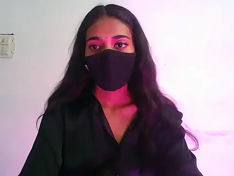 Snapshot of Shanaya_xo chatting on 07-16-26, 05:52 Shanaya xo online show from 07-16-26, 05:52