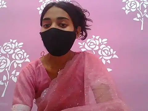 Snapshot of Shanaya_xo chatting on 07-23-26, 11:13 Shanaya xo online show from 07-23-26, 11:13
