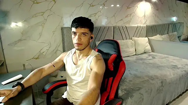 Snapshot of ianrice chatting on 04-14-26, 12:22 ianrice online show from 04-14-26, 12:22