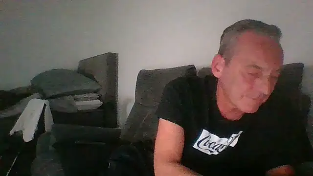 Snapshot of CanCumALot chatting on 05-02-26, 01:54 CanCumALot online show from 05-02-26, 01:54