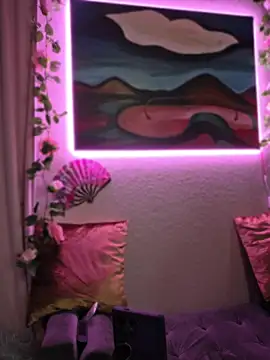 ItsAuroraBorealis online show from 05-21-26, 11:45