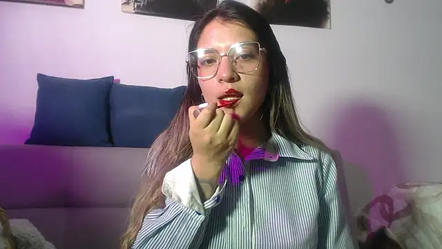 hannajonnes1 online show from 04-06-26, 11:38