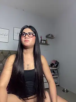 Snapshot of JassmineLove chatting on 04-07-26, 03:45 JassmineLove online show from 04-07-26, 03:45