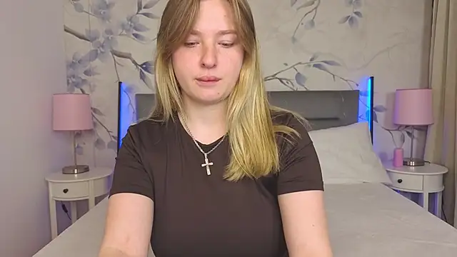 Snapshot of Delicious_sugar chatting on 04-09-26, 12:32 Delicious sugar online show from 04-09-26, 12:32