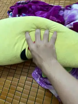 tanluc144444 online show from 04-07-26, 03:56