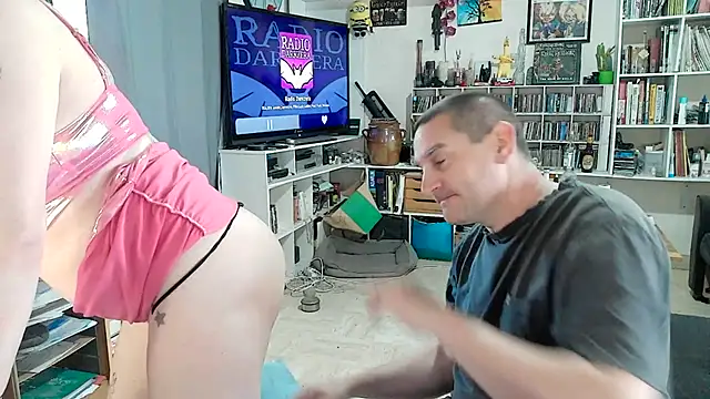 Snapshot of teddythebeer86 chatting on 05-12-26, 12:57 teddythebeer86 online show from 05-12-26, 12:57