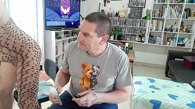 Snapshot of teddythebeer86 chatting on 05-16-26, 02:16 teddythebeer86 online show from 05-16-26, 02:16