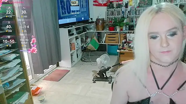 Snapshot of teddythebeer86 chatting on 07-27-26, 02:35 teddythebeer86 online show from 07-27-26, 02:35
