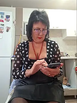 Snapshot of LaliaMia chatting on 09-18-25, 04:36 LaliaMia online show from 09-18-25, 04:36