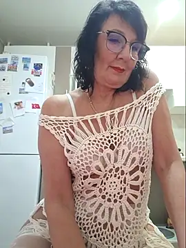 Snapshot of LaliaMia chatting on 11-01-25, 04:58 LaliaMia online show from 11-01-25, 04:58