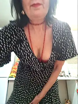 Snapshot of LaliaMia chatting on 11-09-25, 04:00 LaliaMia online show from 11-09-25, 04:00