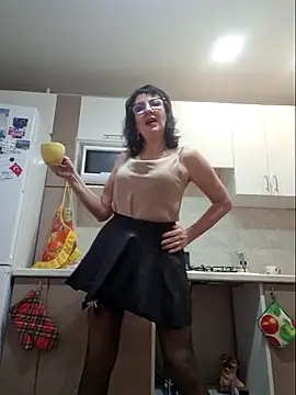 Snapshot of LaliaMia chatting on 11-30-25, 04:38 LaliaMia online show from 11-30-25, 04:38