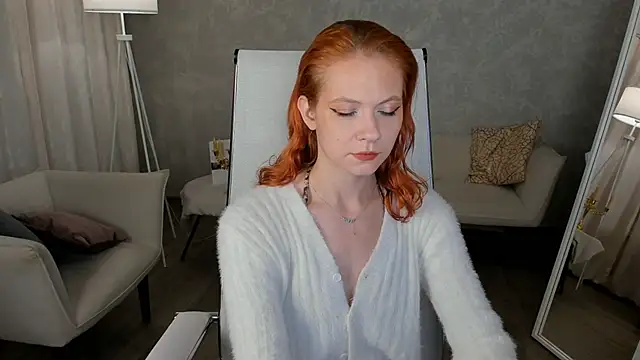 LisaAris online show from 06-19-26, 09:18