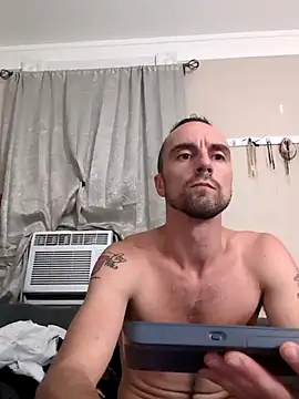 SemoLeo22 online show from 06-08-26, 03:29