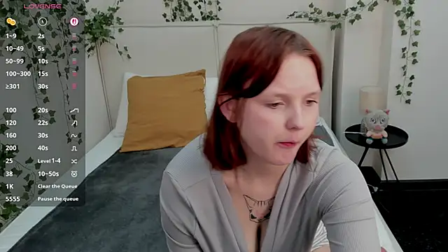 Snapshot of Charlotte_Stee chatting on 05-07-26, 02:17 Charlotte Stee online show from 05-07-26, 02:17