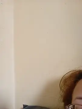 Snapshot of Nisrin_ay chatting on 07-18-26, 07:23 Nisrin ay online show from 07-18-26, 07:23