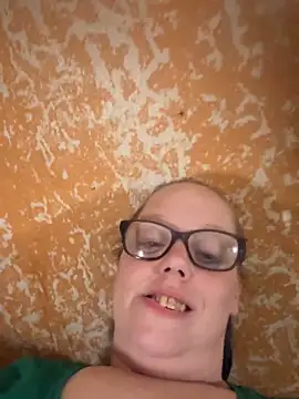 SlayNPlay online show from 04-24-26, 02:47