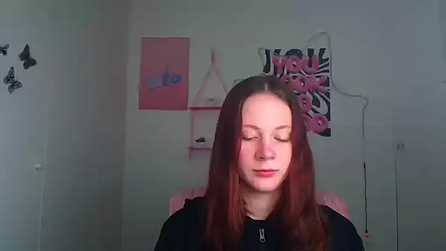 DarkSakuraa online show from 04-12-26, 05:12