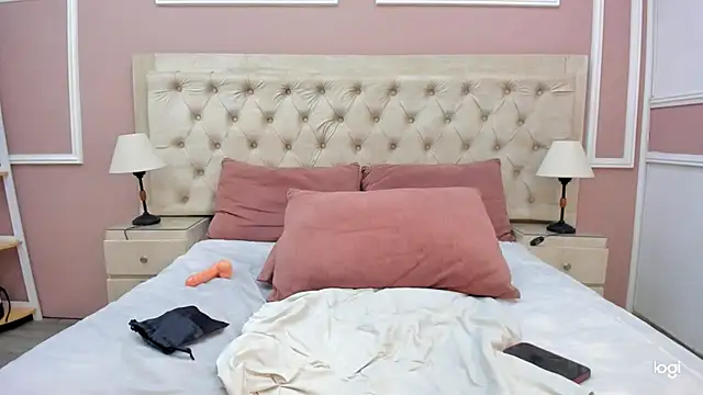 lala ink  online show from 05-06-26, 02:44