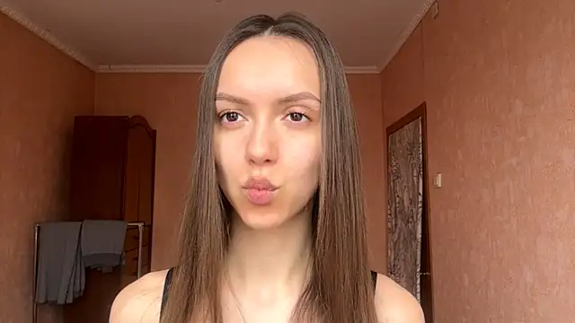 Snapshot of BrandyNorthcott chatting on 04-21-26, 02:37 BrandyNorthcott online show from 04-21-26, 02:37