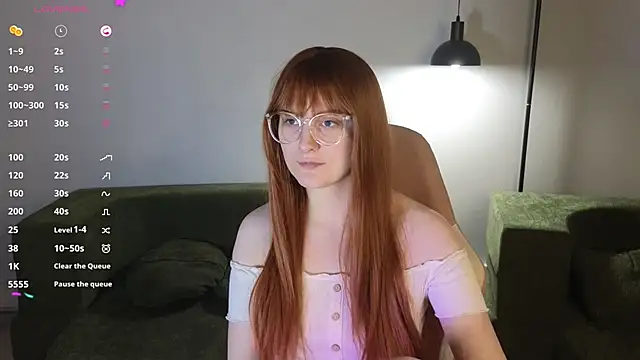Snapshot of JessieWayy chatting on 04-19-26, 07:29 JessieWayy online show from 04-19-26, 07:29