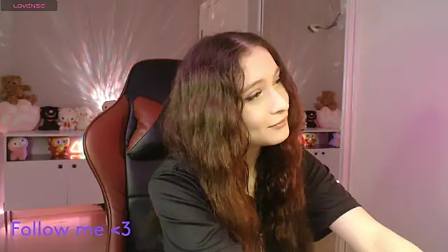 Snapshot of solitudebby chatting on 04-11-26, 08:02 solitudebby online show from 04-11-26, 08:02