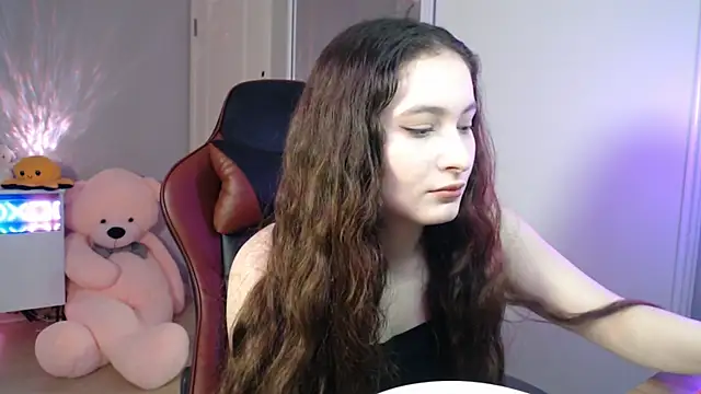Snapshot of solitudebby chatting on 05-08-26, 11:43 solitudebby online show from 05-08-26, 11:43