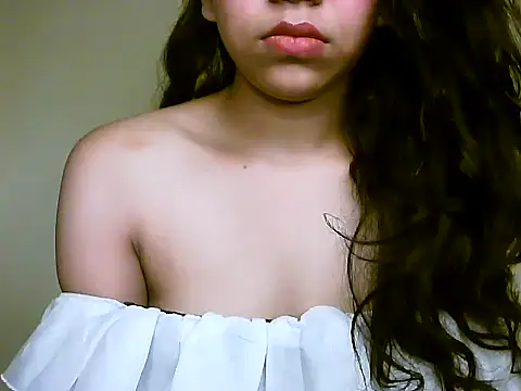 NEHA RIKA online show from 04-17-26, 05:32