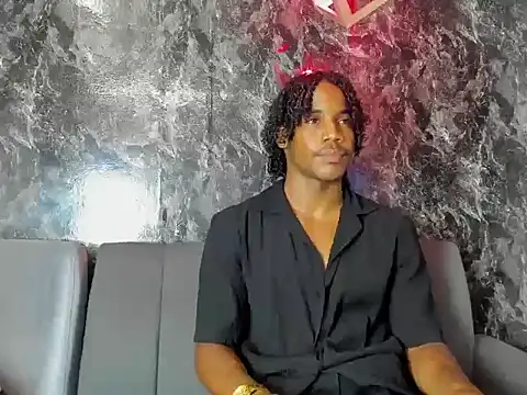 Snapshot of axel_silva4 chatting on 06-03-26, 08:03 axel silva4 online show from 06-03-26, 08:03