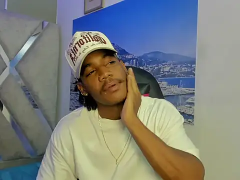 Snapshot of axel_silva4 chatting on 06-26-26, 07:40 axel silva4 online show from 06-26-26, 07:40