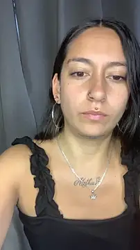 Snapshot of DulceLatinaxo chatting on 06-16-26, 09:39 DulceLatinaxo online show from 06-16-26, 09:39