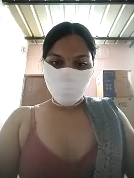Snapshot of siya1817 chatting on 05-06-26, 03:50 siya1817 online show from 05-06-26, 03:50