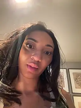 Leah-Lux online show from 04-09-26, 12:43