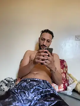 Snapshot of legende59 chatting on 05-31-26, 01:07 legende59 online show from 05-31-26, 01:07