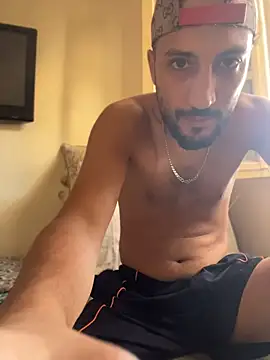 Snapshot of legende59 chatting on 06-19-26, 10:41 legende59 online show from 06-19-26, 10:41