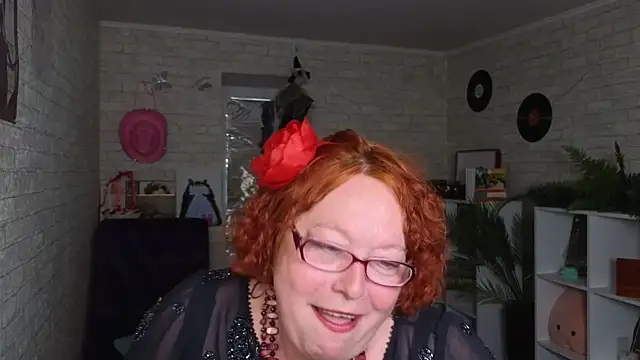 Fara Flutte online show from 05-28-26, 05:38