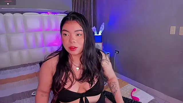 Snapshot of ROSELEI_ chatting on 04-08-26, 12:38 ROSELEI online show from 04-08-26, 12:38