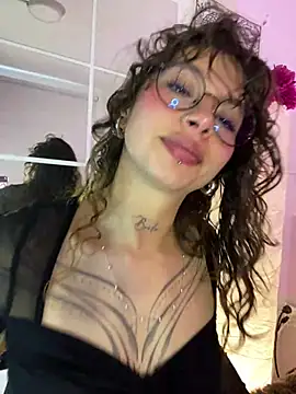 Snapshot of Dreanaa chatting on 04-23-26, 07:49 Dreanaa online show from 04-23-26, 07:49