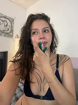 Dreanaa online show from 06-30-26, 09:05