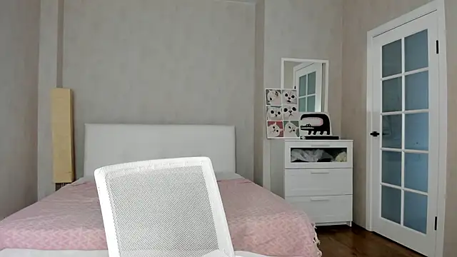 Snapshot of bina_mima chatting on 04-27-26, 08:45 bina mima online show from 04-27-26, 08:45
