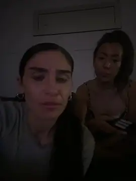 Snapshot of naughtyfriendsplay chatting on 04-06-26, 11:27 naughtyfriendsplay online show from 04-06-26, 11:27