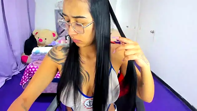 Snapshot of valery_taylor_1 chatting on 07-08-26, 11:42 valery taylor 1 online show from 07-08-26, 11:42