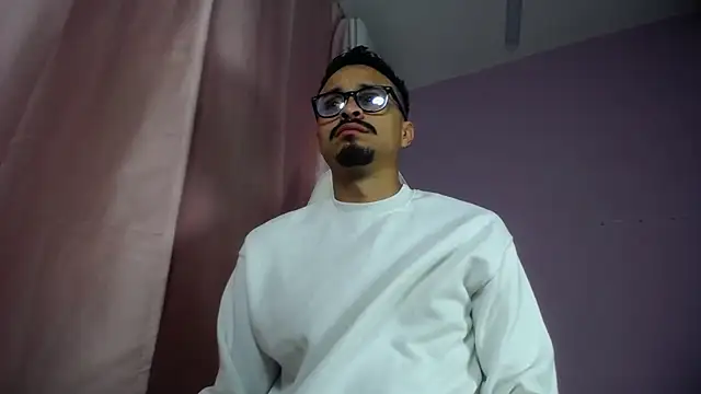 Amir guy  online show from 05-09-26, 12:43