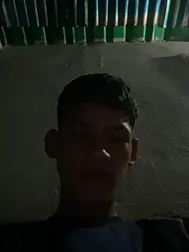 Snapshot of chicocalo chatting on 04-07-26, 12:55 chicocalo online show from 04-07-26, 12:55